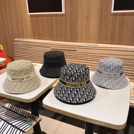 ディオール 帽子