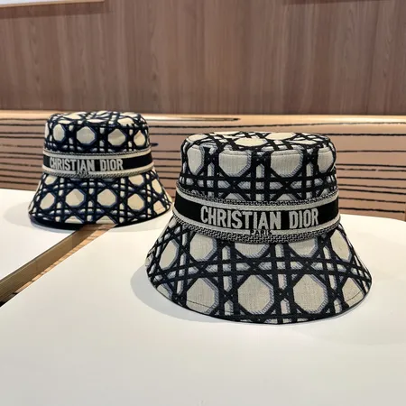 ディオール 帽子