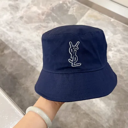 イブサンローラン 帽子