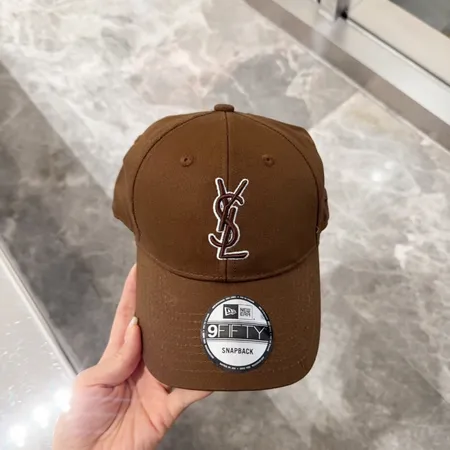 イブサンローラン 帽子