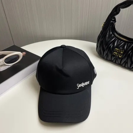 イブサンローラン 帽子