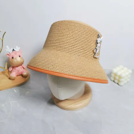 イブサンローラン 帽子