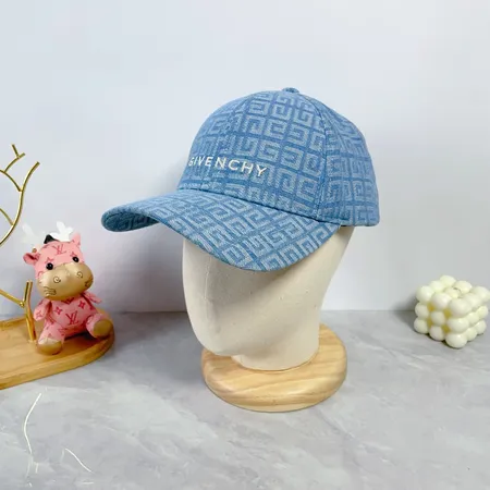 ジバンシィ 帽子