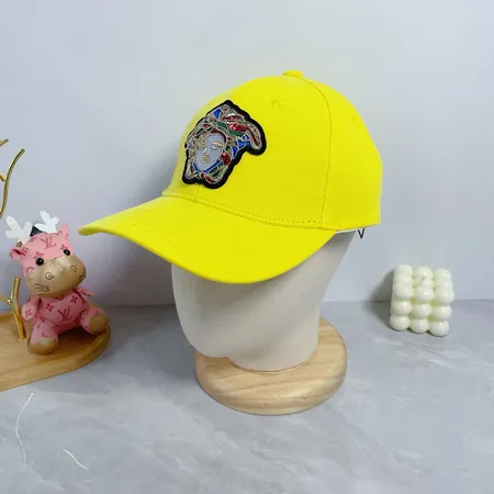 ヴェルサーチ 帽子