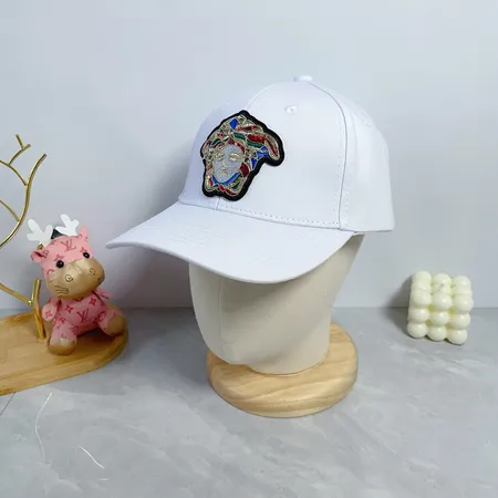 ヴェルサーチ 帽子