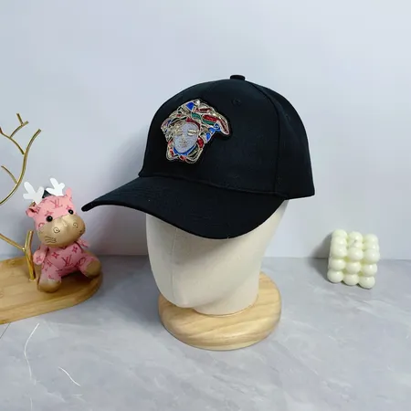 ヴェルサーチ 帽子