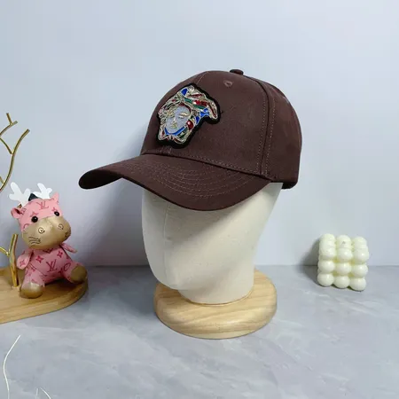 ヴェルサーチ 帽子