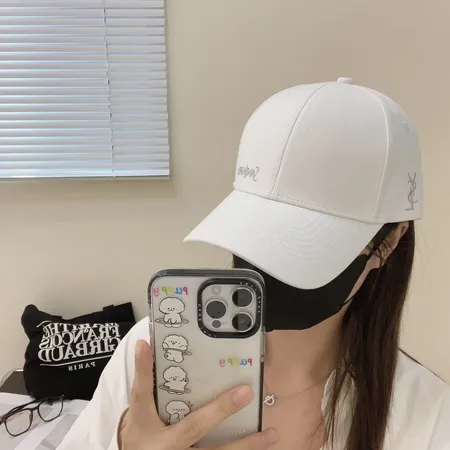 イブサンローラン 帽子