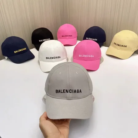 バレンシアガ 帽子