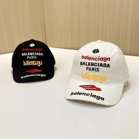 バレンシアガ 帽子