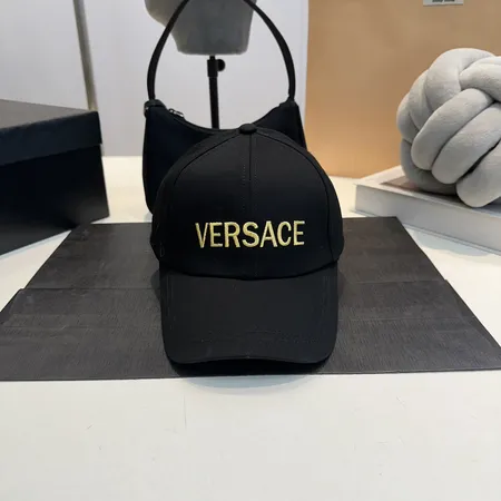 ヴェルサーチ 帽子