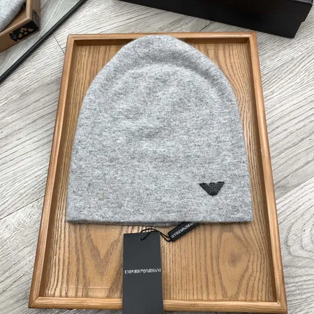 アルマーニ 帽子