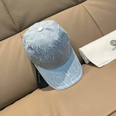 ヴェルサーチ 帽子