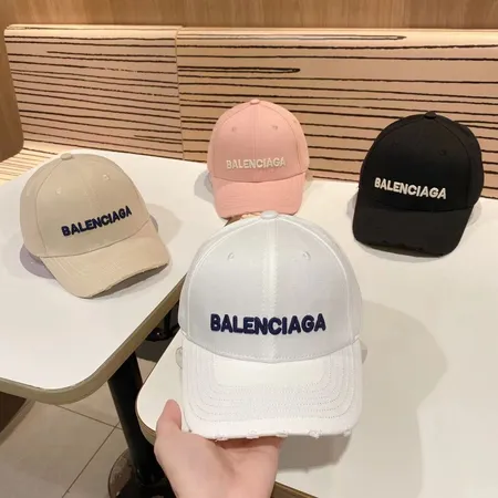 バレンシアガ 帽子