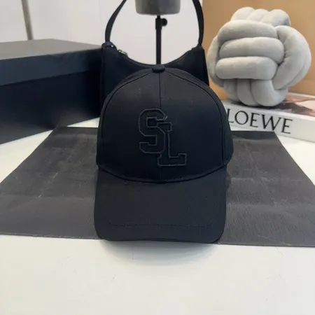 イブサンローラン 帽子