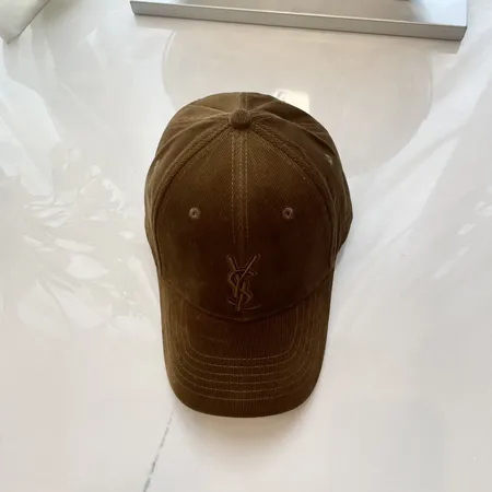 イブサンローラン 帽子