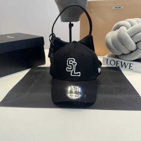 イブサンローラン 帽子