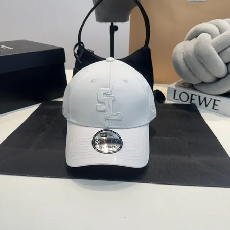 イブサンローラン 帽子