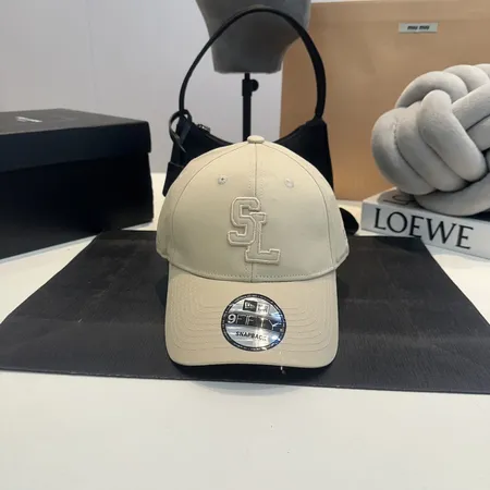 イブサンローラン 帽子