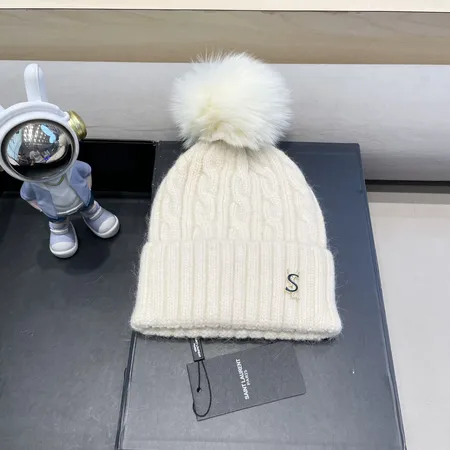 イブサンローラン 帽子