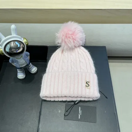 イブサンローラン 帽子