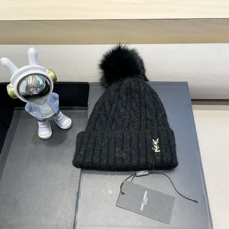 イブサンローラン 帽子