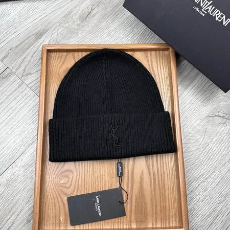 イブサンローラン 帽子