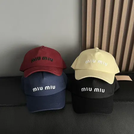 ミュウミュウ 帽子