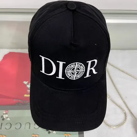 ディオール 帽子