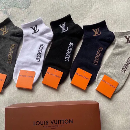 スーパーコピー ルイヴィトン 靴下