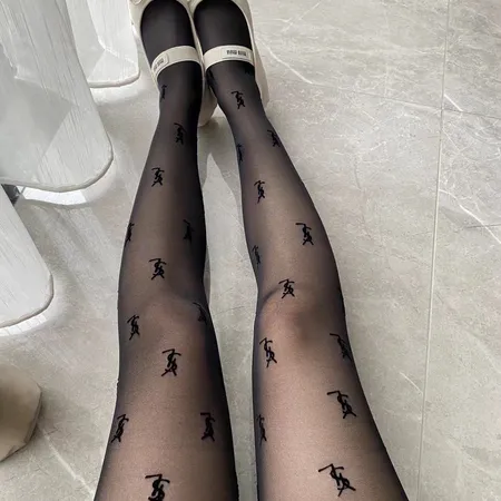  スーパーコピー イブサンローラン 靴下