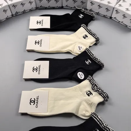 スーパーコピー シャネル 靴下