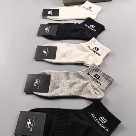 スーパーコピー セリーヌ 靴下