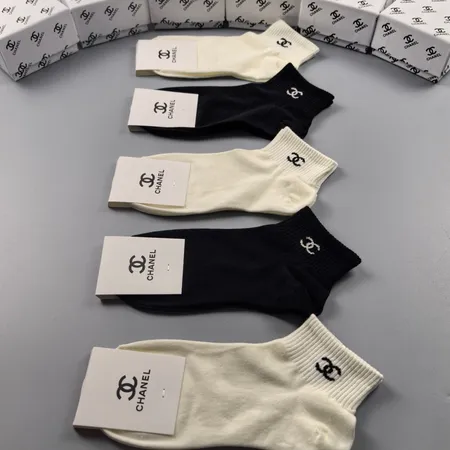 スーパーコピー シャネル 靴下