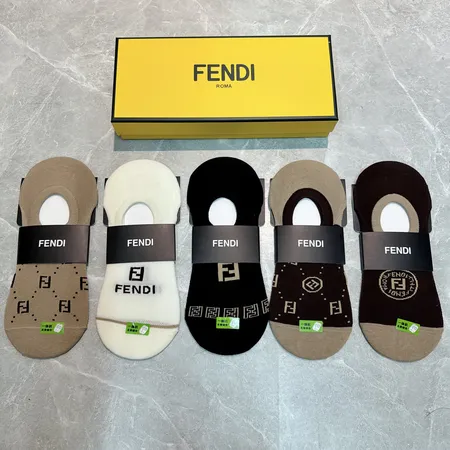 スーパーコピー ヴェルサーチ 靴下