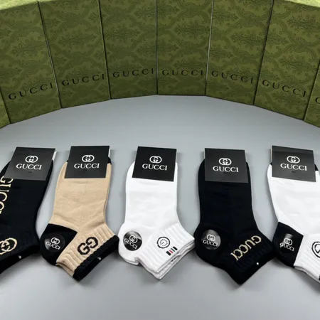 スーパーコピー グッチ 靴下