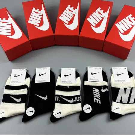 スーパーコピー ナイキ 靴下