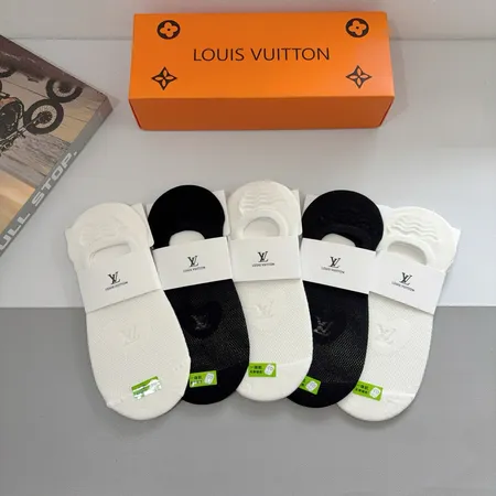 スーパーコピー ルイヴィトン 靴下
