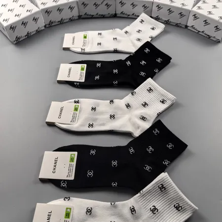 スーパーコピー シャネル 靴下
