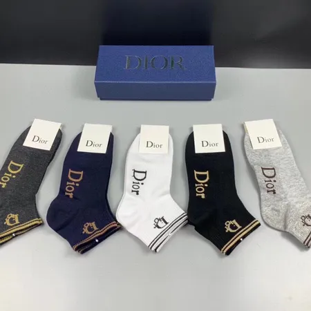 スーパーコピー ディオール 靴下