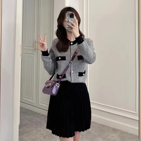 スーパーコピー プラダ 靴下