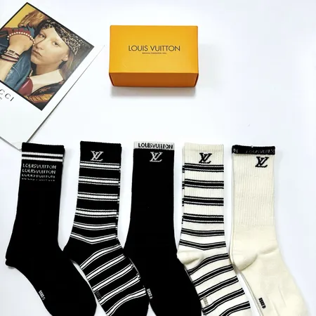 スーパーコピー ルイヴィトン 靴下