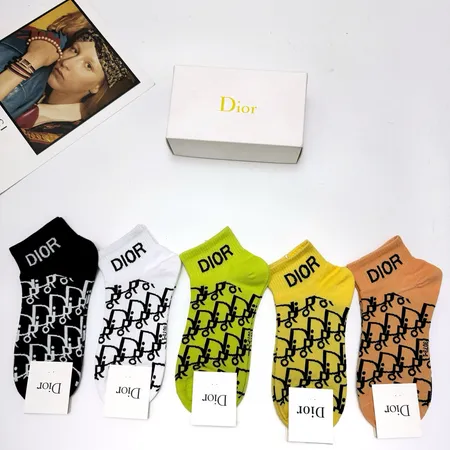 スーパーコピー ディオール 靴下
