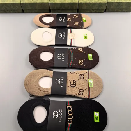 スーパーコピー グッチ 靴下
