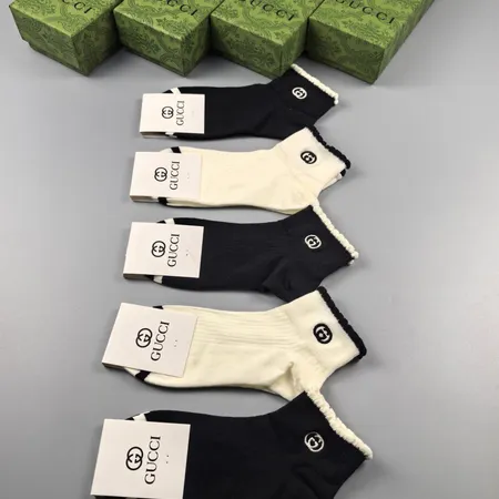 スーパーコピー グッチ 靴下