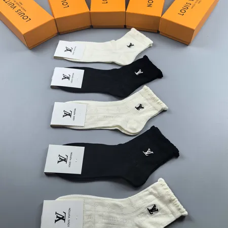 スーパーコピー ルイヴィトン 靴下