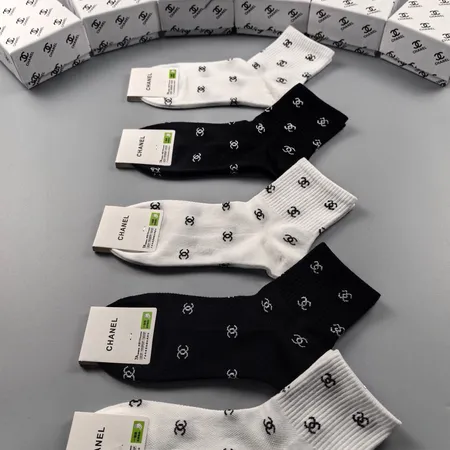スーパーコピー シャネル 靴下
