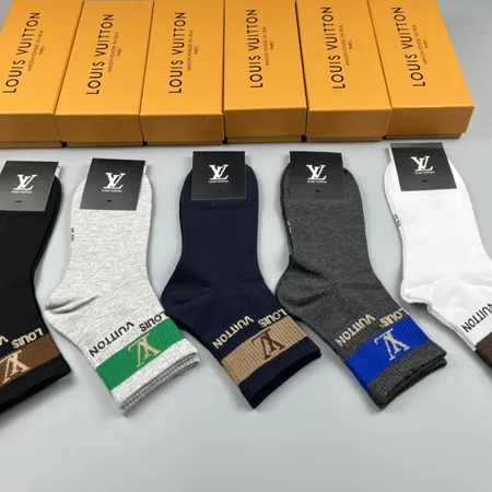 スーパーコピー ルイヴィトン 靴下