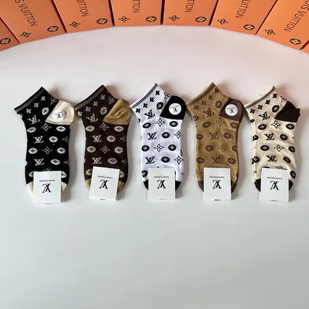 スーパーコピー ルイヴィトン 靴下