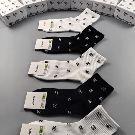 スーパーコピー シャネル 靴下